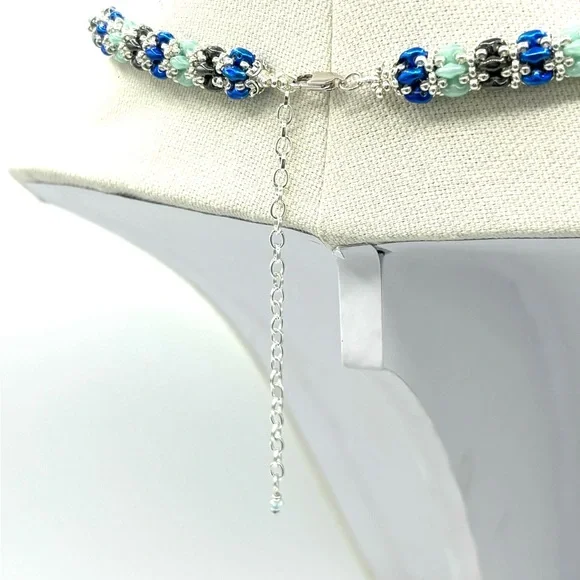 Hand Crafted Rope Style and Beaded Blue Agate Pendant Necklace - Picture 5 of 11